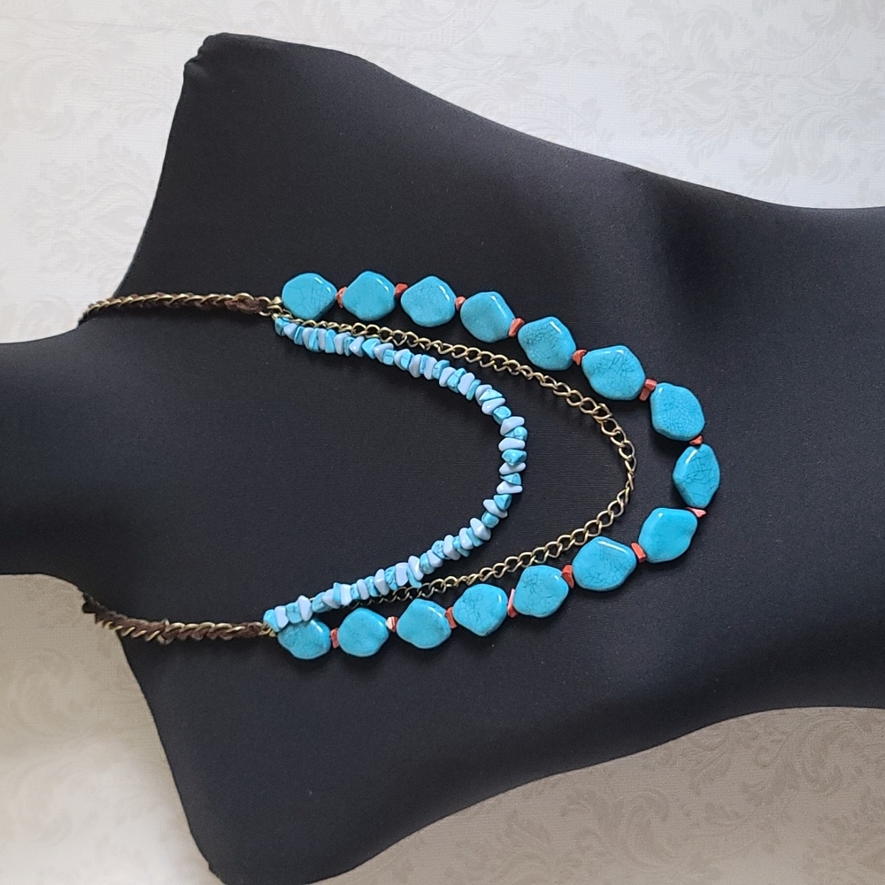Turquoise colored necklace